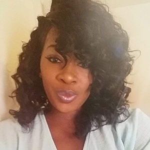 Meet your Posher, Khalliah